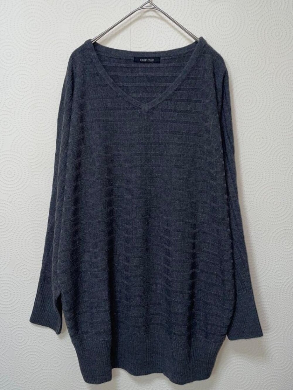 Airisa Clip Gray V-Neck Knit Casual Simple Loose